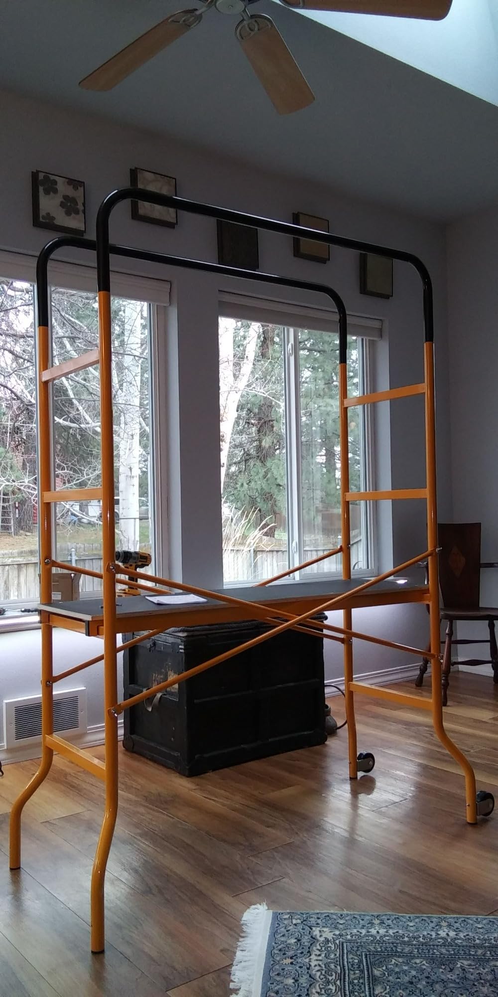 HOMCOM 4-Step Steel 4.6 x 2 x 6 ft. Scaffold 2 Wheels Free Moving Orange | Indoor & Outdoor Decoration, Anti-Skid, 440 Pound Capacity, Scaffolding customer photo 2