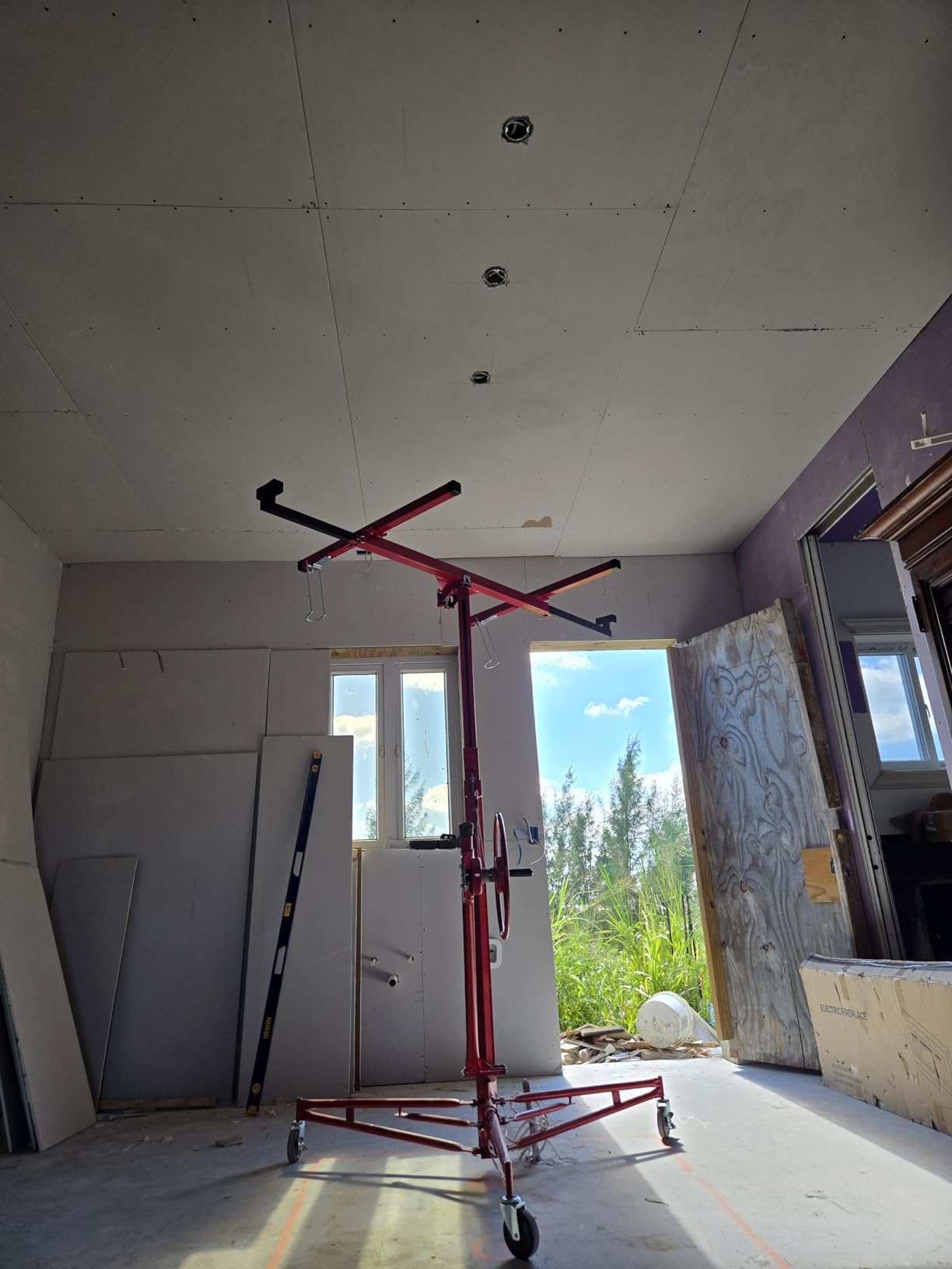 Rovibek 11FT Drywall Lift, Drywall Jack Lift for Ceiling, 360° Adjustable Drywall Panel Hoist, 150LBS Heavy Duty Drywall Lifter, Foldable Sheetrock Lift, Drywall Lift for Home Improvement (Yellow) customer photo 1