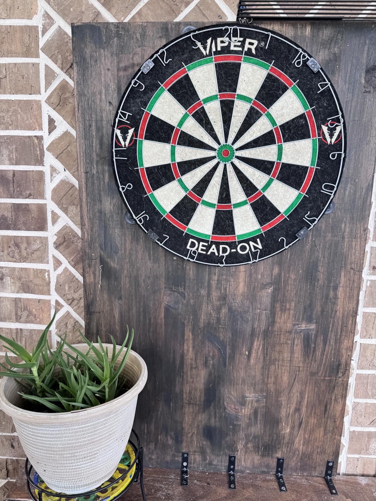 Viper Dead-On Tournament Bristle Steel Tip Dartboard Set with Staple-Free Bullseye customer photo 1