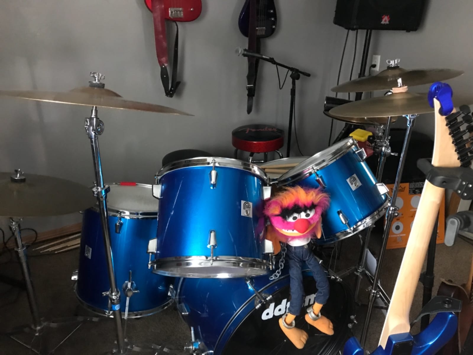 Evans EC Reverse Dot Coated Snare Drumhead 14 Inch | Evans EC Reverse Dot snare heads deliver focused attack, controlled tone, added durability and responsive coated feel. customer photo 1
