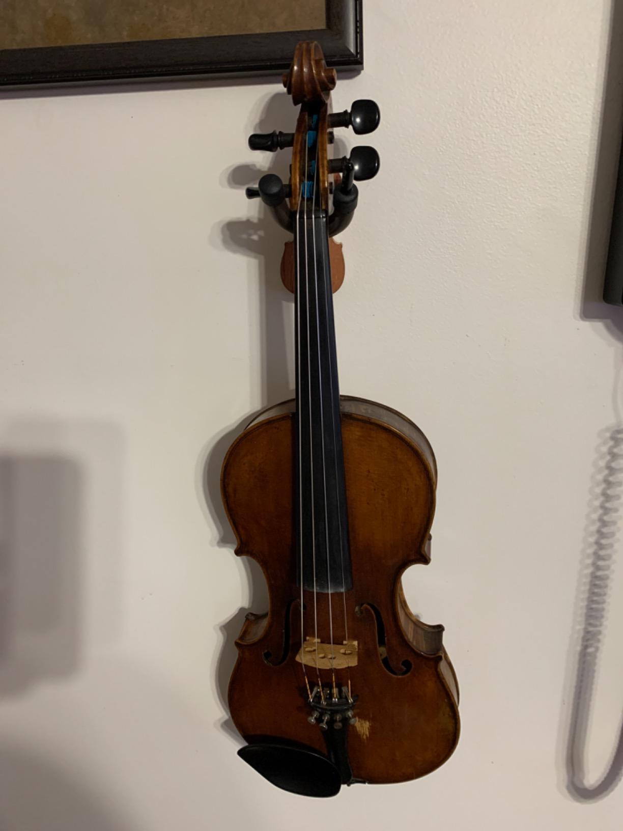 Larsen Tzigane 4/4 Violin String Set - Medium Gauge with Ball-end E customer photo 2