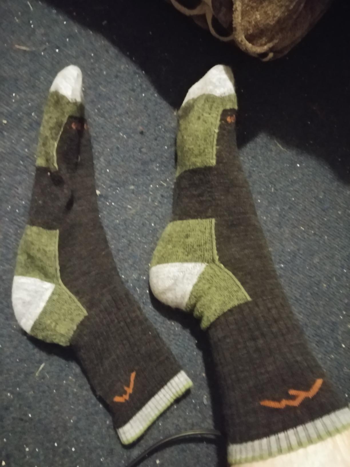 Darn Tough Vermont Men's Hiker Midweight Micro Crew Sock customer photo 1