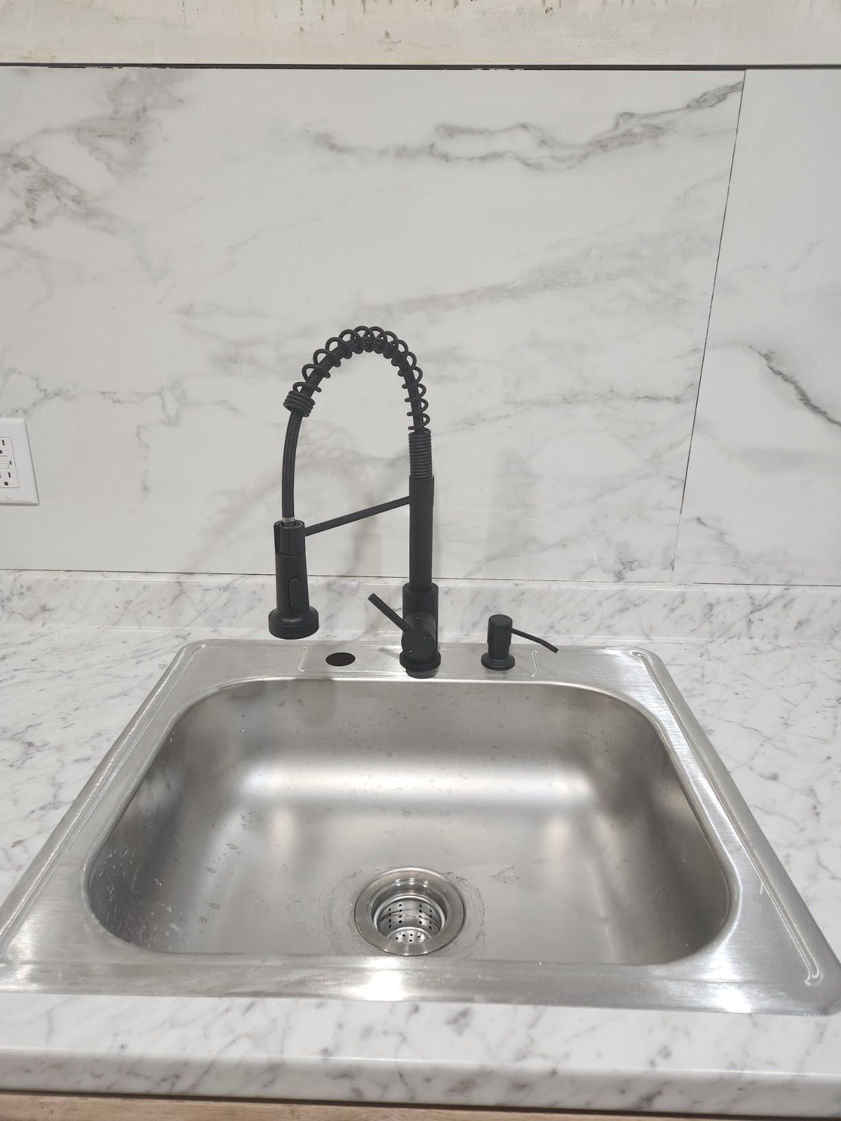 Elkay D117193 Dayton Single Bowl Drop-in Stainless Steel Bar Sink customer photo 2