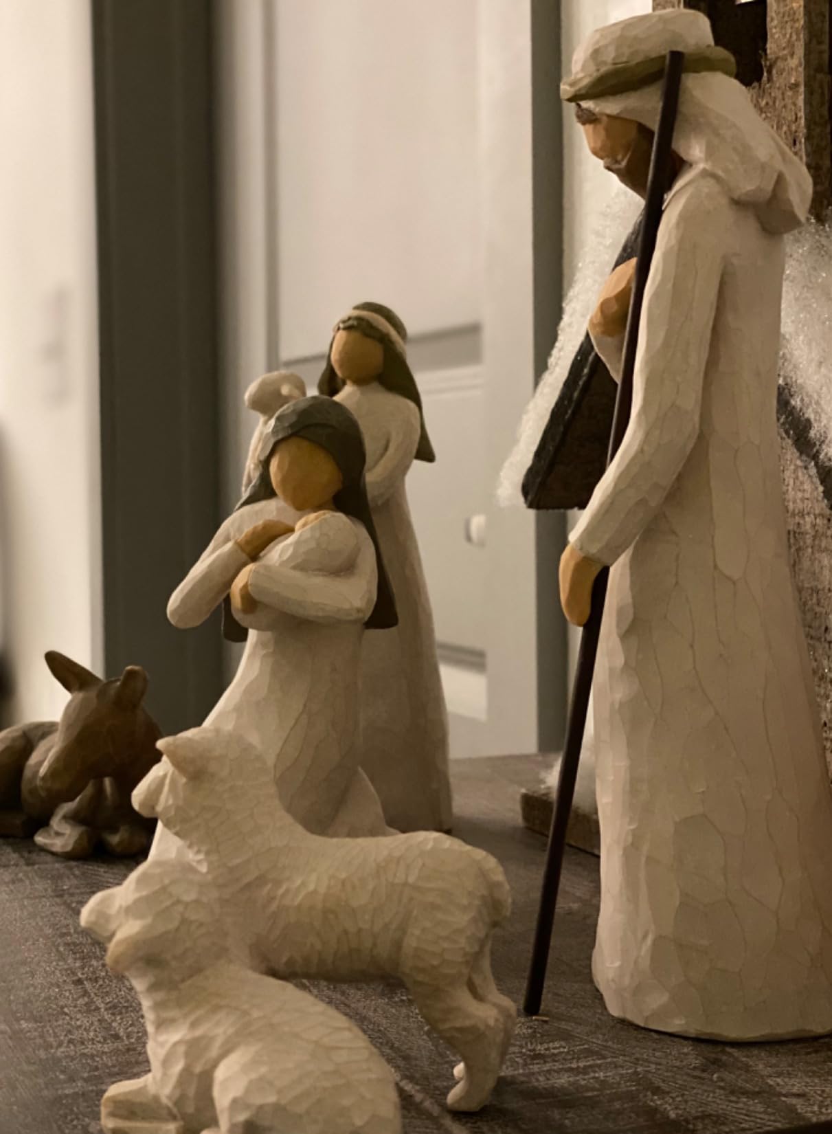 Willow Tree 6-piece Nativity, Sculpted Hand-Painted Set of Figures customer photo 2
