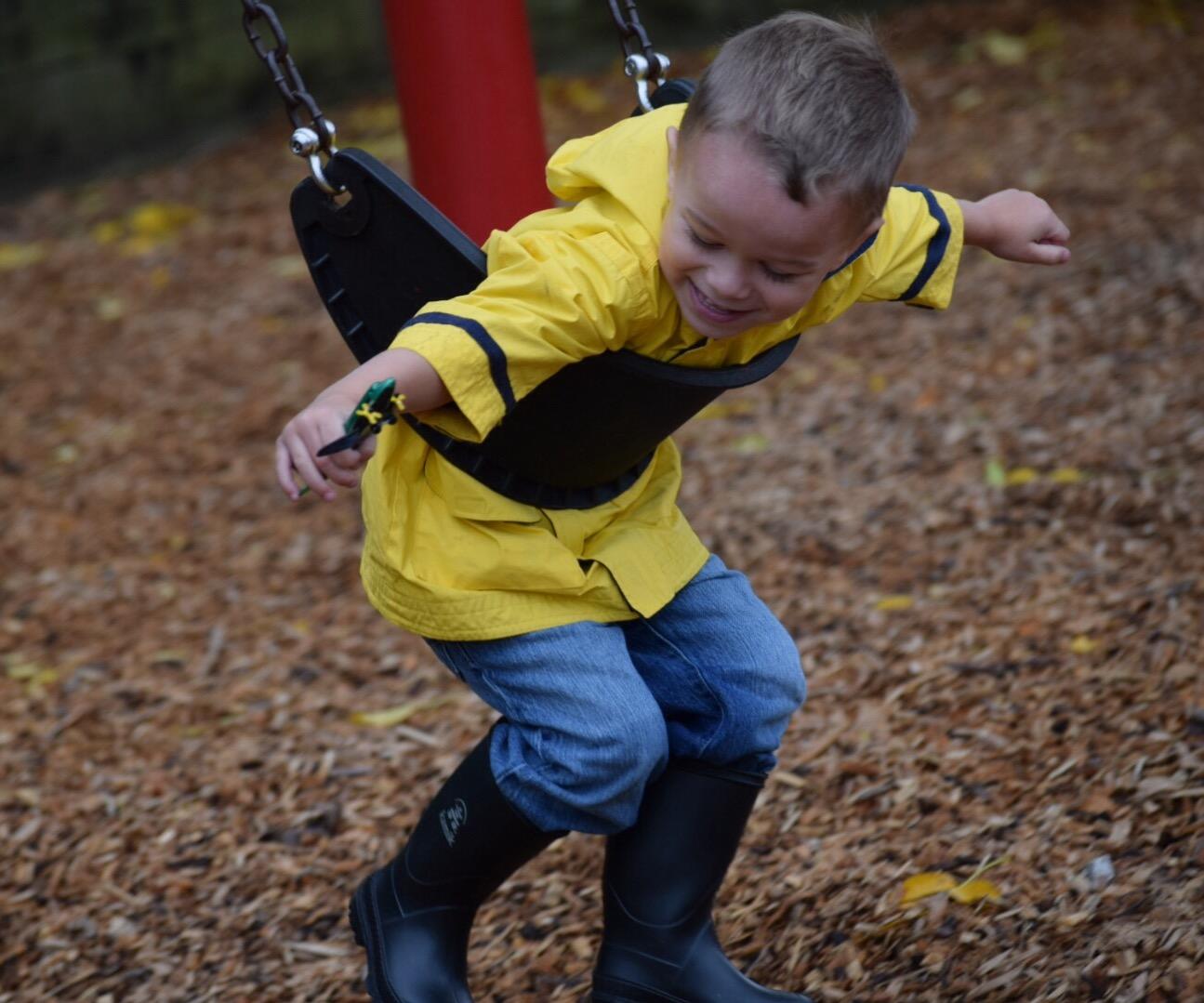Kamik Kid Stomp Rain Boots - Waterproof Rain Boots for Boys & Girls - Slip-Resistant Mud Traction Footwear - Easy Pull-On Rubber Footwear with Woven Lining - Pull-on Style customer photo 2