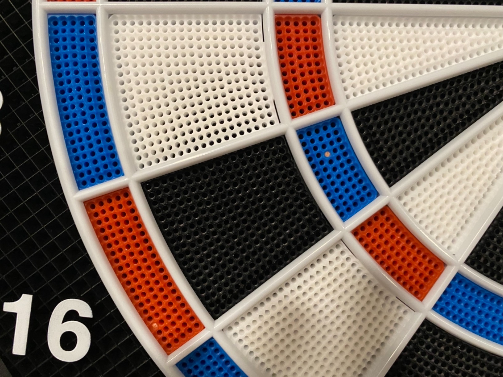 Viper 787 Electronic Dartboard, Ultra Thin Spider for Increased Scoring Area, Free Floating Segments, Locking Segment Holes for Fewer Bounceouts, Automatic Scoring customer photo 2