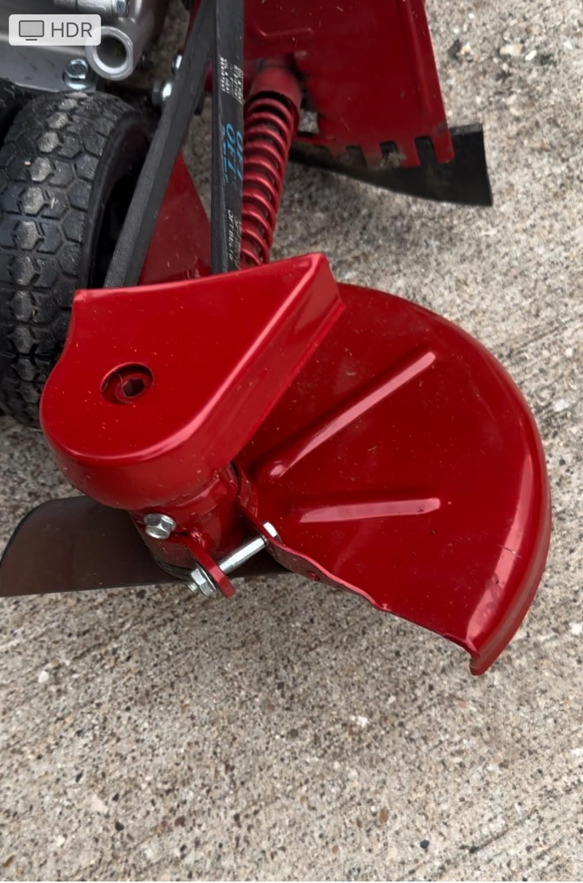 McLane 9 Inch Gas Powered Walk Behind Lawn Edger with 4 Rubber Wheels, 5.50 Gross Torque Engine and Spring Steel Blade, Powder Coat Finish, Red/Yellow customer photo 2