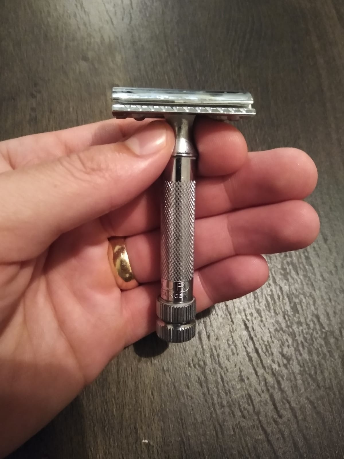 Merkur Mk34c Double Edge Razor with Heavy Duty Short Handle customer photo 1
