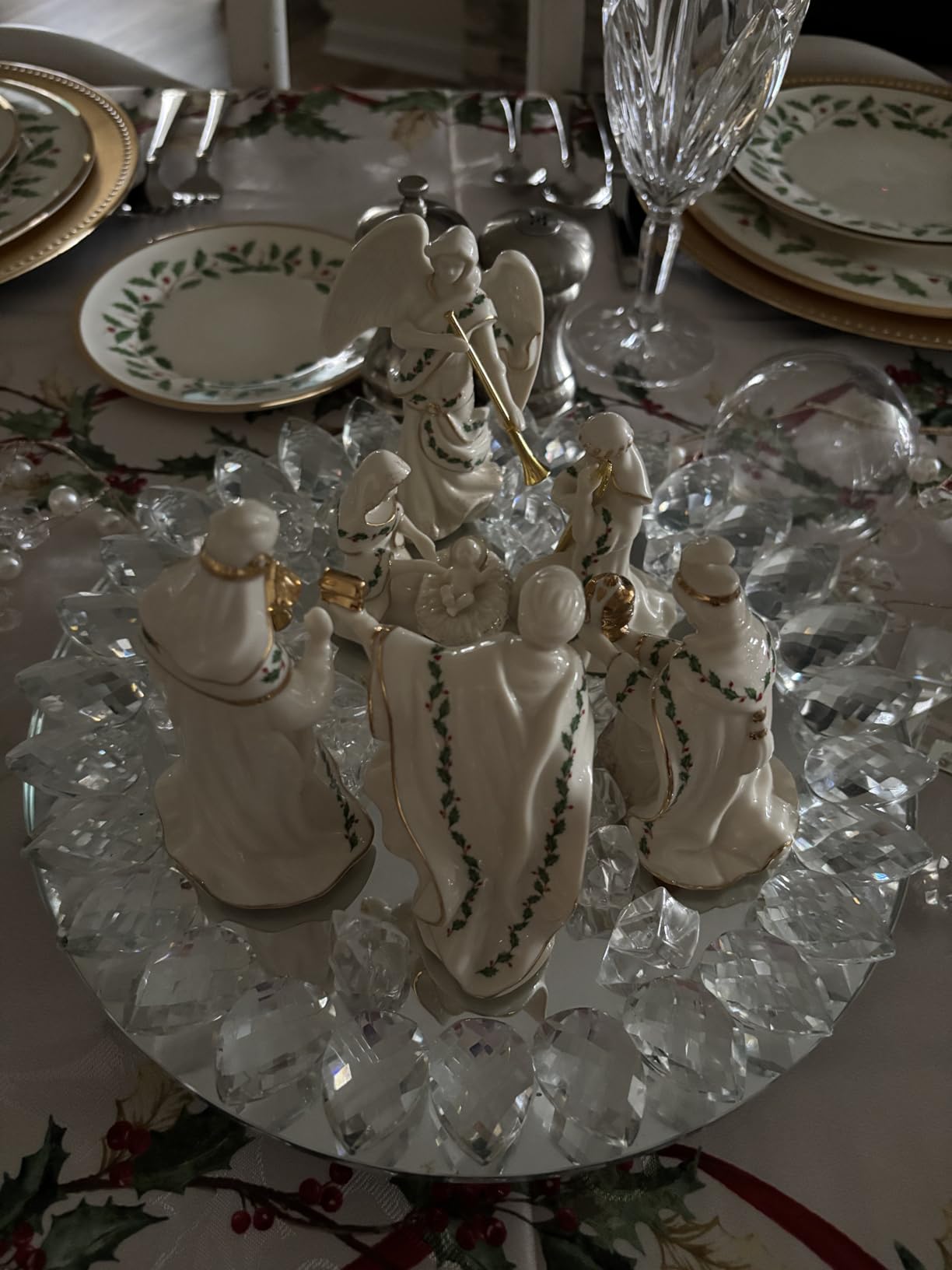Lenox Holiday Christmas 7-Piece Mini Nativity Set, ivory porcelain with 24k gold accents customer photo 1