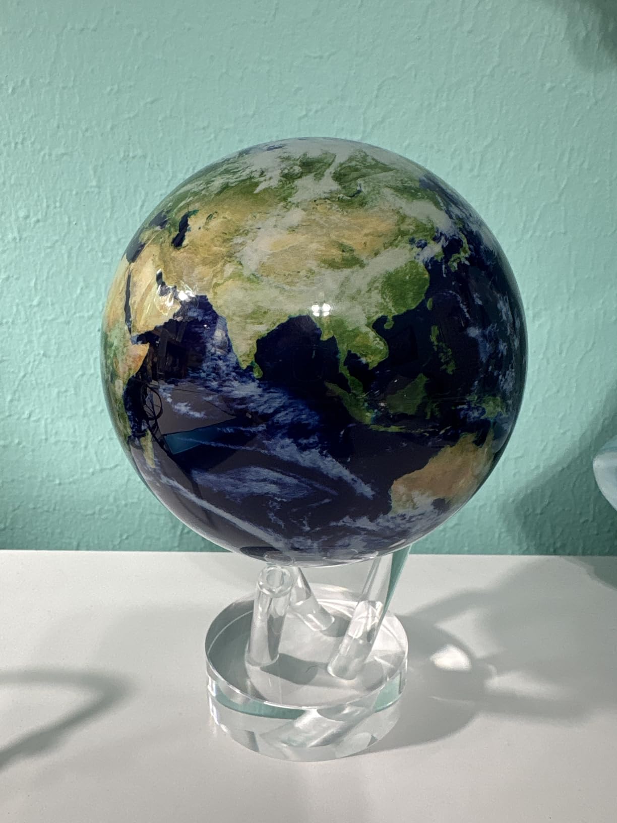 MOVA Self Rotating Globe, Earth with Clouds Classic (4.5