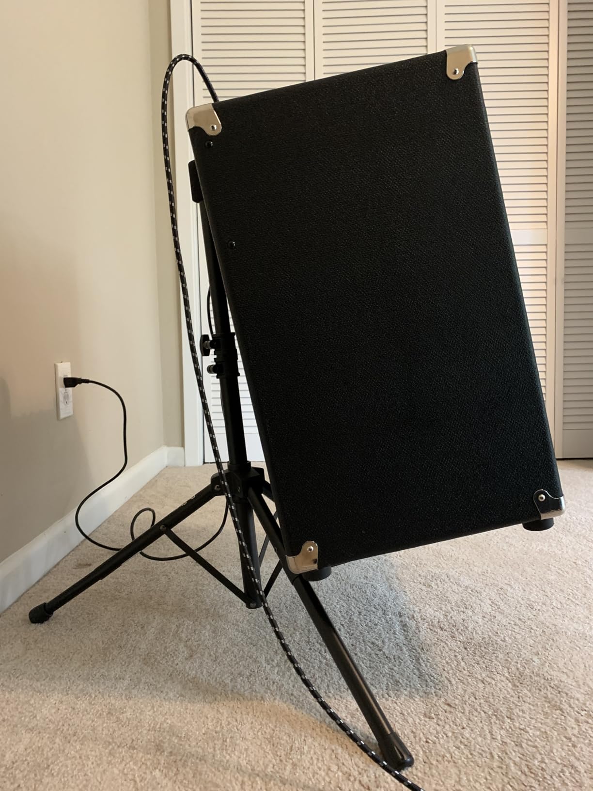 On-Stage RS7500 Tiltback Tripod Guitar Amplifier Stand customer photo 1