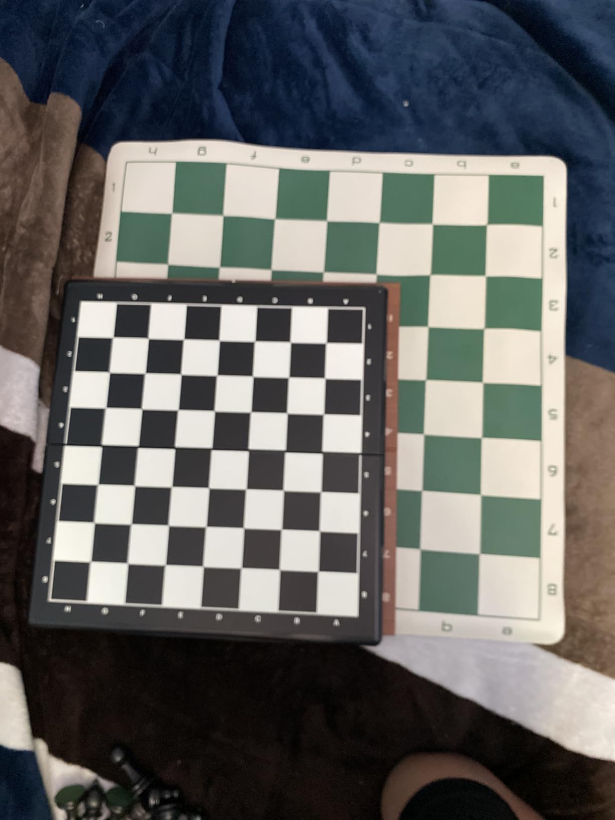WE Games Chess Set - Tournament Style with 34 Pieces, Vinyl Roll-Up Board, Storage Bag & Equalizer Dice. Ideal for Adults customer photo 2
