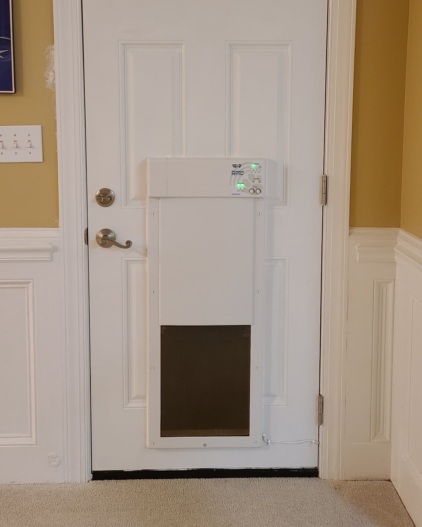 Genuine Power Pet Fully Automatic Pet Door from High Tech Pet Brand. Pet Collar Operated, 4 Way Access, Directional Sensing, Dead Bolt Lock, Air Tight, Quick, Quiet Operation, USA Customer Service customer photo 2