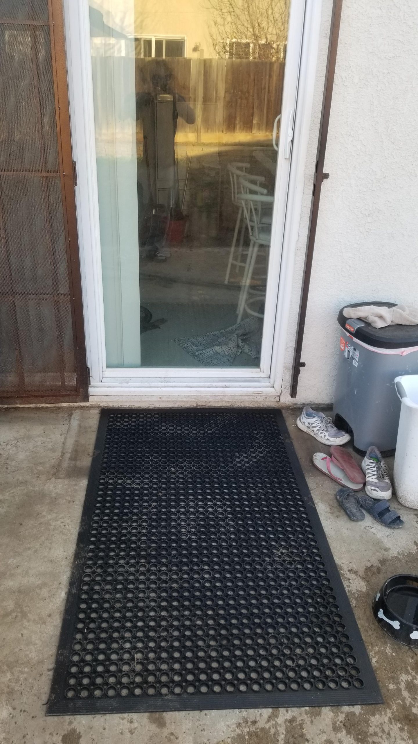 NoTrax 3' x 5' Anti-Fatigue Lightweight Restaurant Rubber Floor Mat with Drainage Holes, Beveled Edges, Non-Slip Mats, Black, T30 Competitor, T30S0035BL customer photo 1