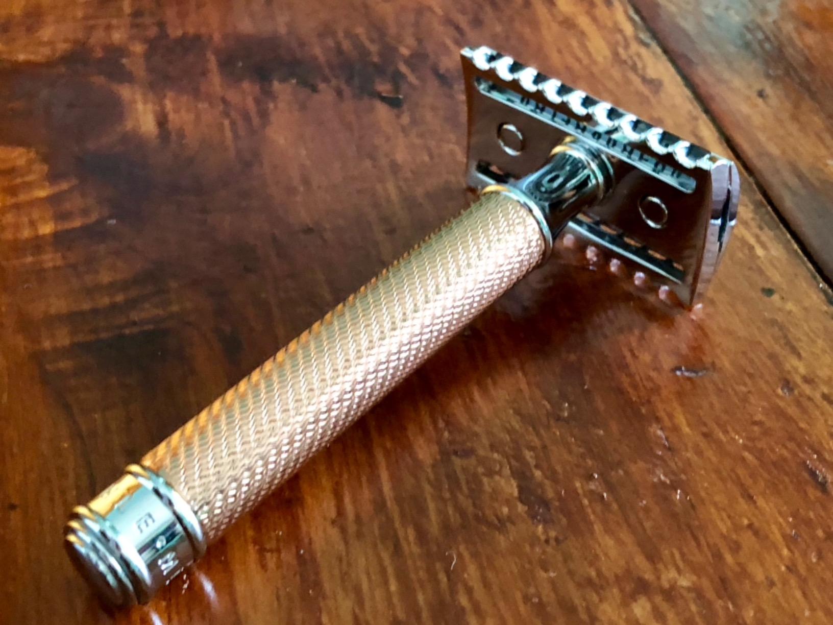 MÜHLE TRADITIONAL R41 Double Edge Safety Razor (Open Comb) For Men - Perfect for Every Day Use, Barbershop Quality Close Smooth Shave customer photo 1