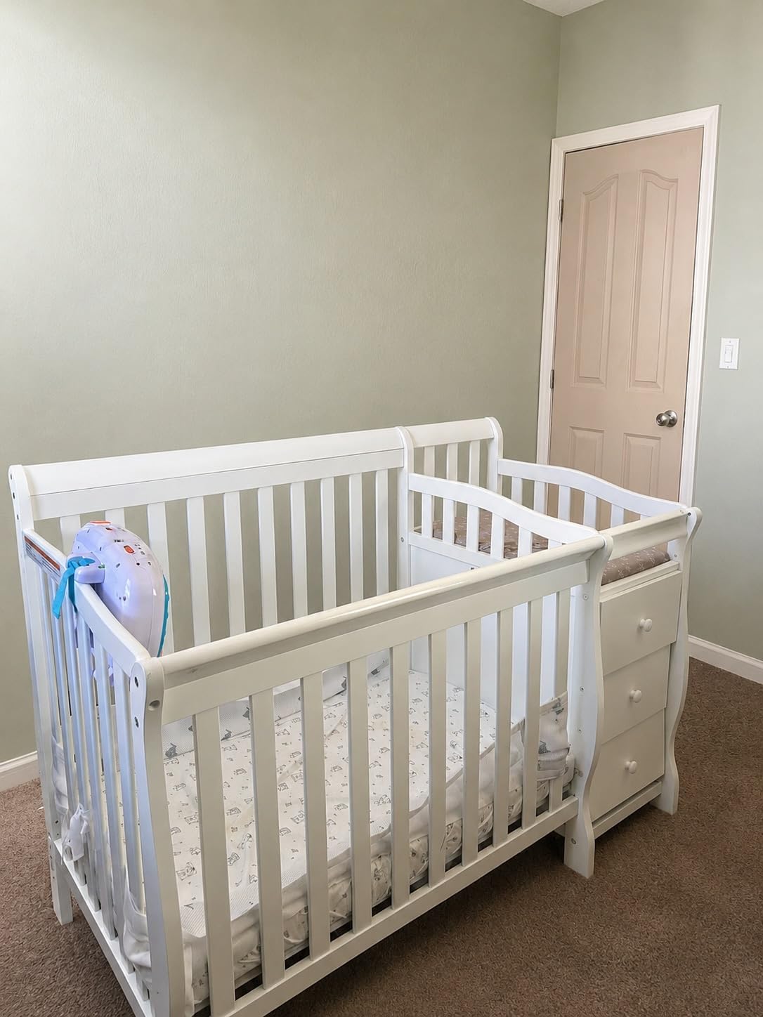 Dream On Me Jayden 4-in-1 Convertible Mini Baby Crib with 3 Drawer Changer customer photo 2