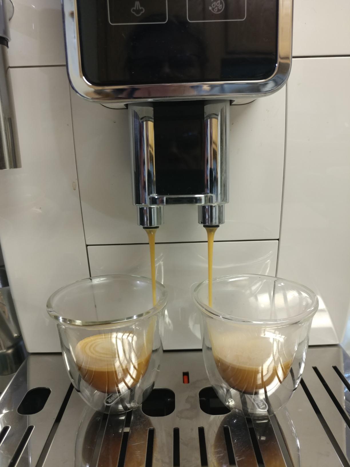 DeLonghi 3oz Espresso Double Wall Thermal Glasses, Set of 2 customer photo 2
