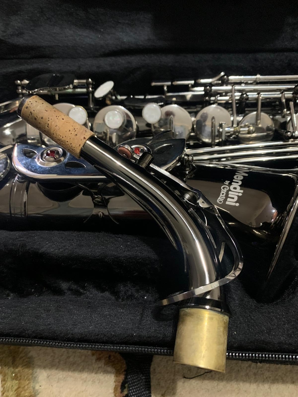 Mendini By Cecilio Eb Alto Saxophone Kit for Beginner - Silver | Alto Saxophone Set with Tuner, Mouthpiece, Case, 10 Reeds, Grease, Cloth, Rod, Gloves, Strap & Book customer photo 1
