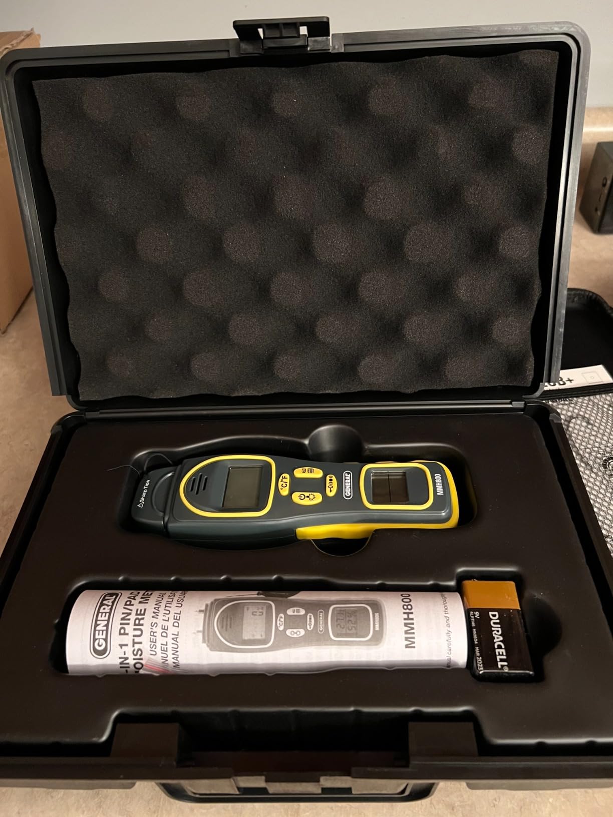 General Tools MMH800 Pin/Pinless Moisture Meter w/Temp and Humidity customer photo 1