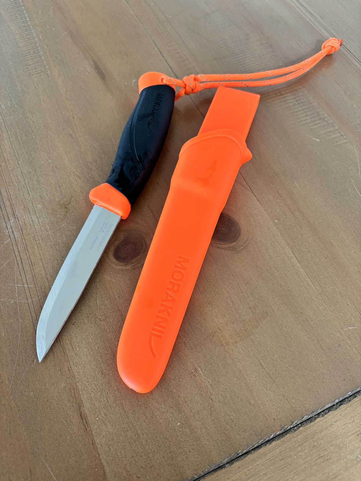 Morakniv Companion Fixed Blade Outdoor Knife with Stainless Steel Blade, 4.1-Inch, Orange (M-11824) customer photo 2