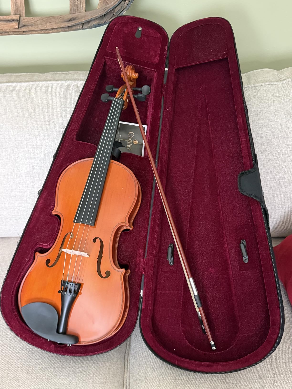 Mendini by Cecilio 14 Inch Solid Wood Acoustic Viola Set, Natural Varnish | Hand Carved Acoustic Viola Kit with Hard Case, Bow, Rosin, Viola Bridge, Extra Viola Strings for Beginners customer photo 1
