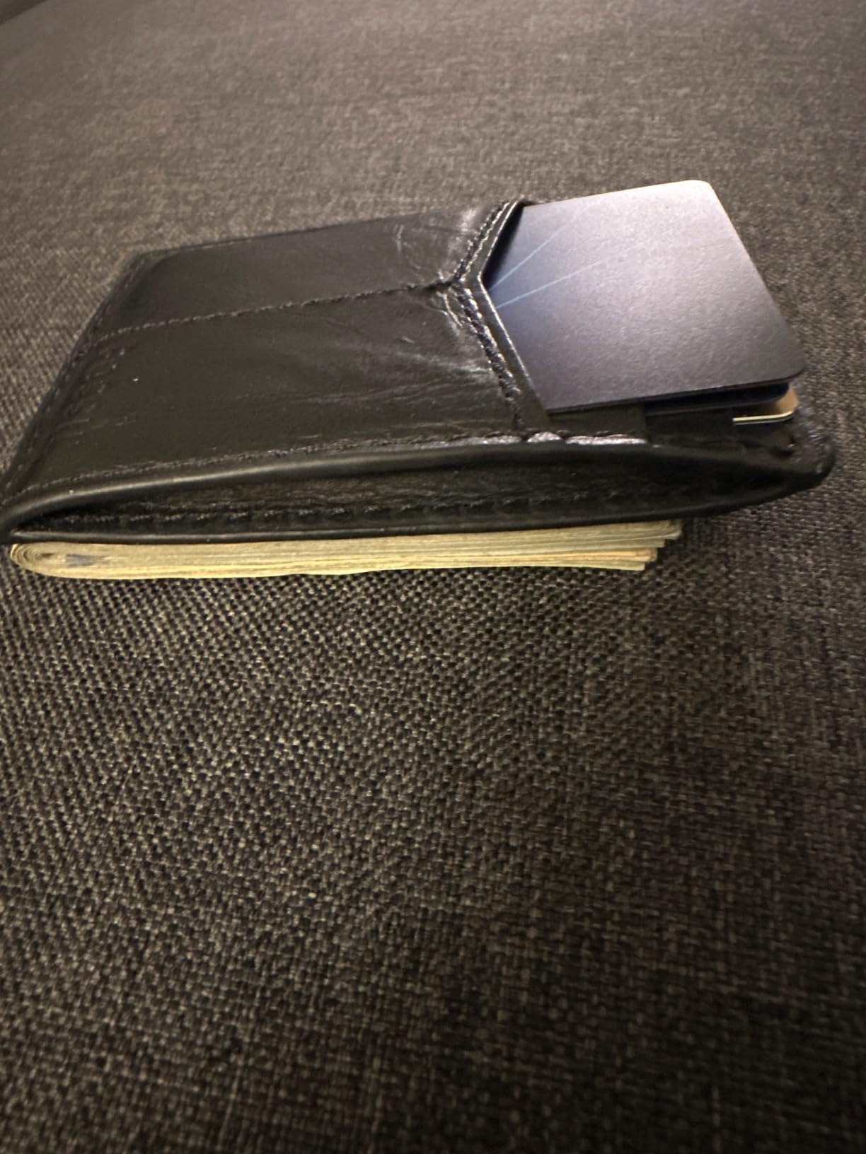Fossil Men's Leather Minimalist Magnetic Card Case with Money Clip Front Pocket Wallet for Men customer photo 1