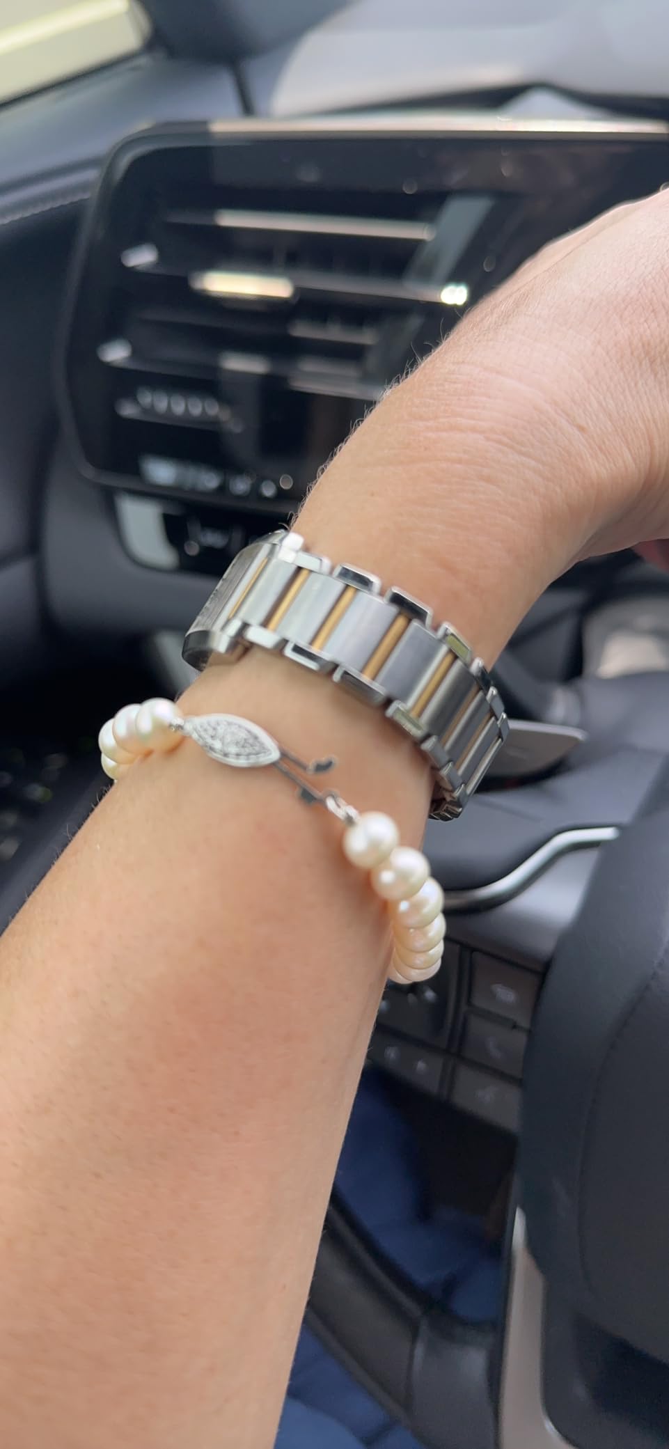 The Pearl Source Real Pearl Bracelet for Women, 14K Gold Plated Clasp, Genuine AAA Cultured Freshwater Pearls, 7-8mm White Pearls Bracelet, Fine Jewelry Gift customer photo 1