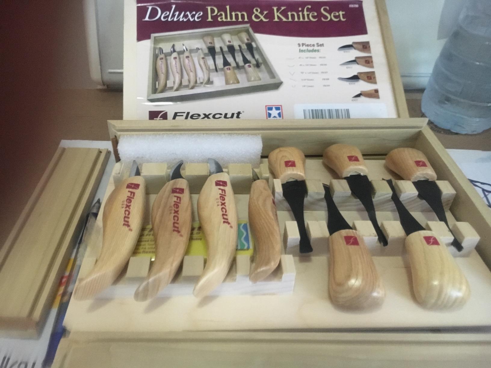 Flexcut Wood Carving Tools | Deluxe Palm & Knife Set | Includes 4 Carving Knives and 4 Palm Tools | 1095 High Carbon Steel Blades | Ash Hardwood Handles | KN700 | Made in the U.S.A. customer photo 2