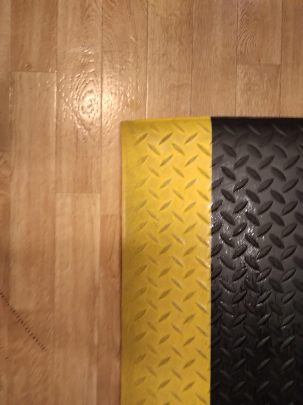 NoTrax 419 Diamond Sof-Tred W/Dyna-Shield Anti-Fatigue Safety Mat | for Home or Business 3' X 12' Black/Yellow customer photo 1