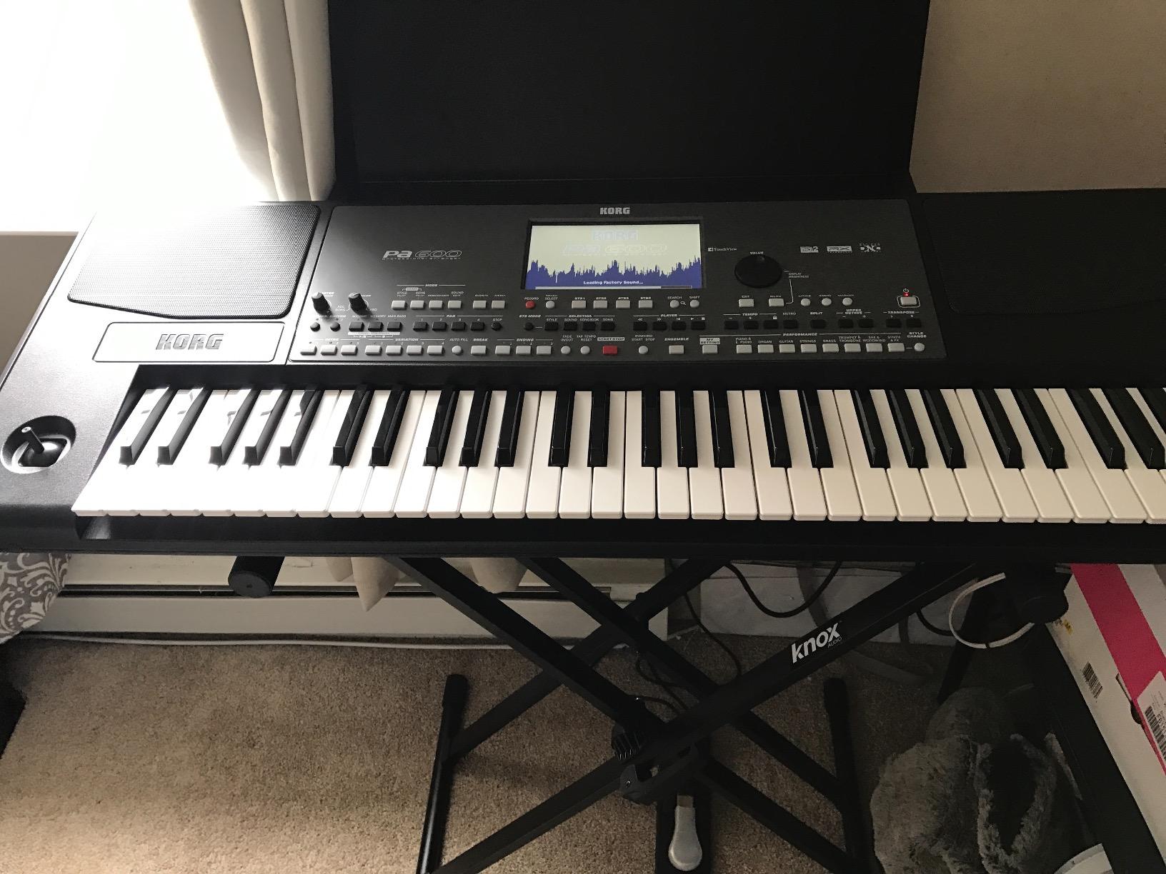 Korg PA600 61 Key Professional Arranger Keyboard Bundle customer photo 2