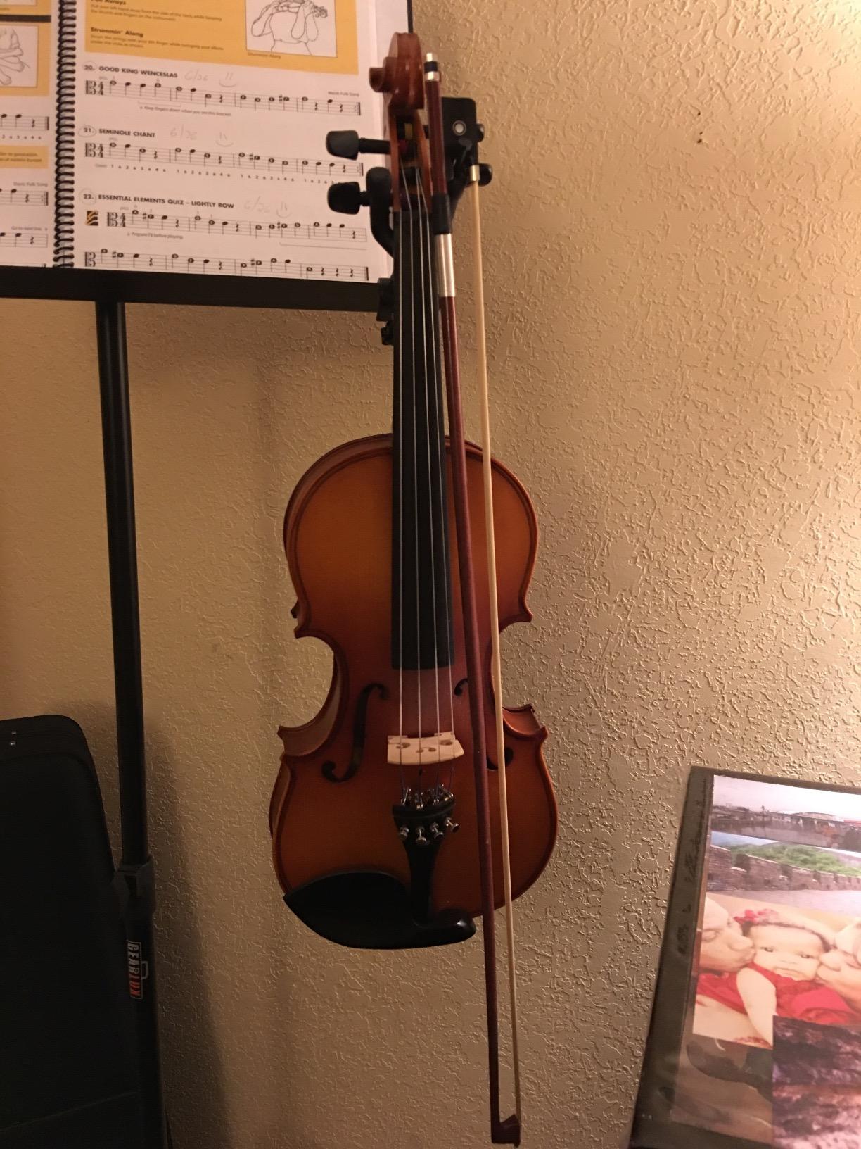 Cecilio Solid Wood Viola 16 Inch Viola Full Size, Professional Handcrafted Acoustic Viola with Ebony Fittings, D'Addario Prelude Strings, Antique Satin Finish customer photo 1