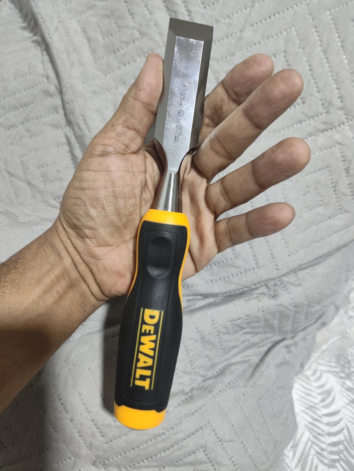 DEWALT DWHT16063 Short Blade Wood Chisel 4piece set customer photo 1