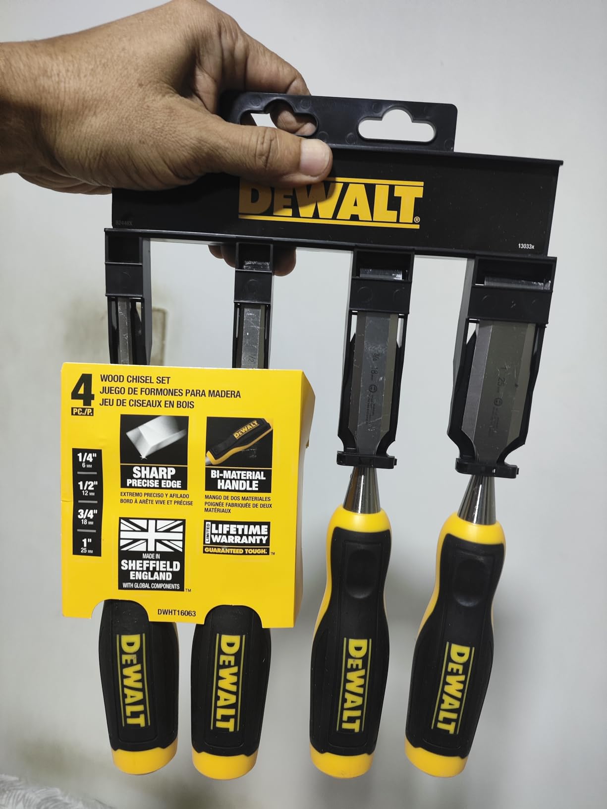 DEWALT DWHT16063 Short Blade Wood Chisel 4piece set customer photo 2