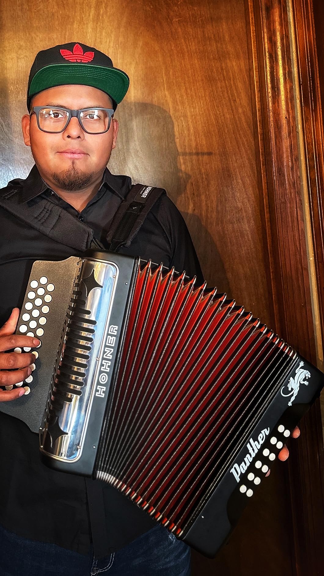 Hohner 3100FB Panther Diatonic Button Accordion in F key Bundle with Accordion Gig Bag customer photo 1