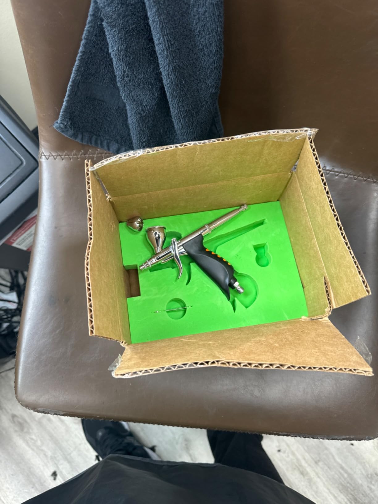Iwata-Medea NEO TRN 1 Trigger Airbrush customer photo 1