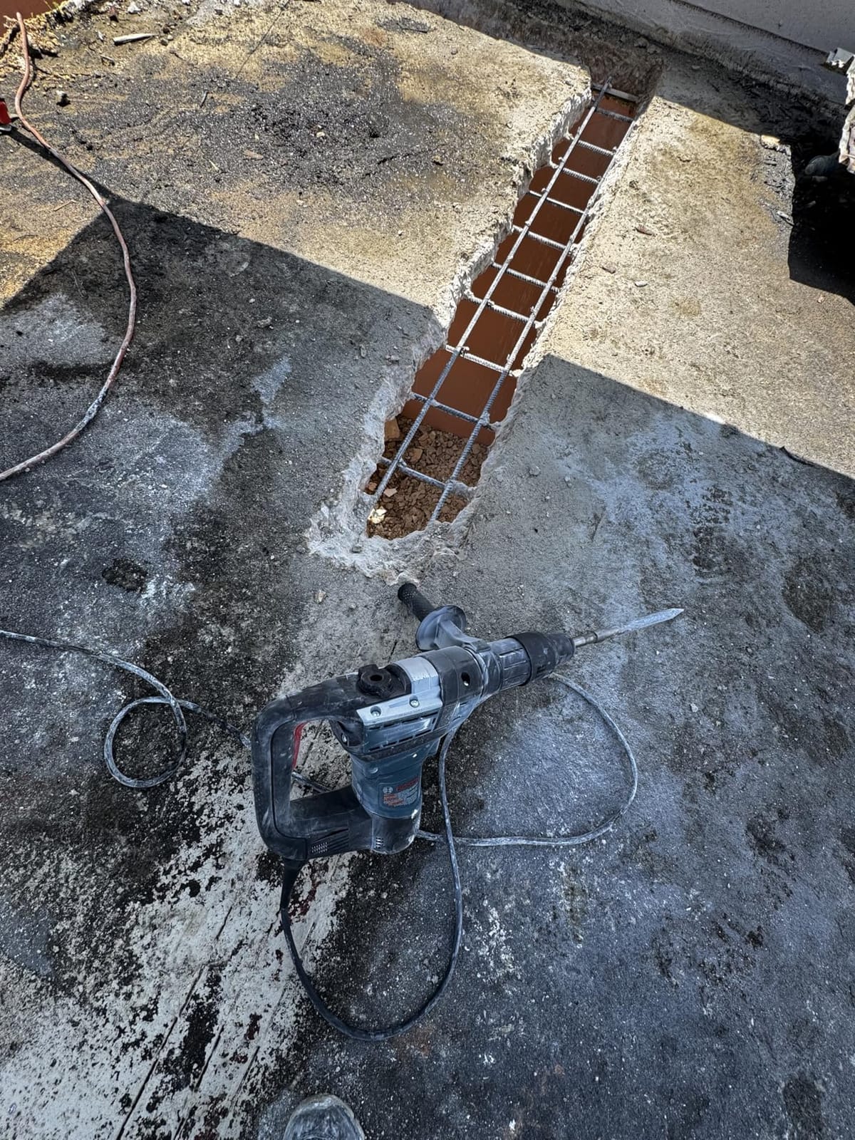 Bosch RH540M SDS-max 1-9/16 In. Combination Hammer customer photo 2
