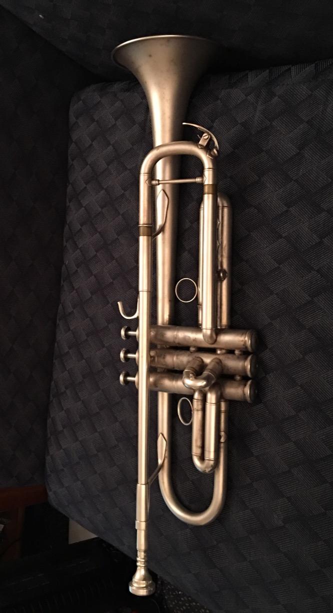 Yamaha YTR-8335IIRS Xeno Professional Bb Trumpet - Reverse Leadpipe, Silver Plated customer photo 1