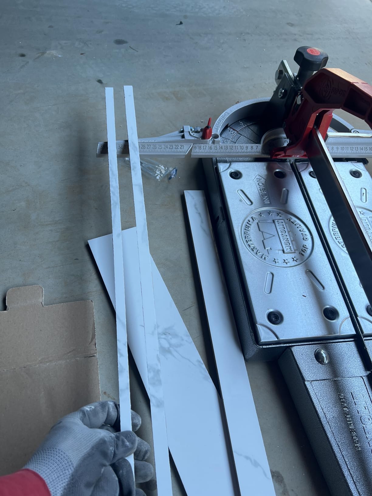Montolit Masterpiuma 52P3 Ergonomic Manual Tile Cutter 20 In (52 cm) Cutting Tool For Tough And Delicate Cutting Of Glass And Ceramic Tiles customer photo 2