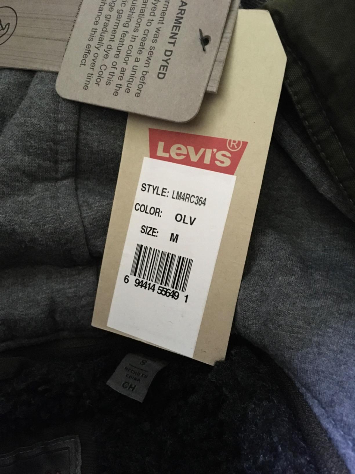 Levi's Men's Washed Cotton Hooded Military Jacket customer photo 1