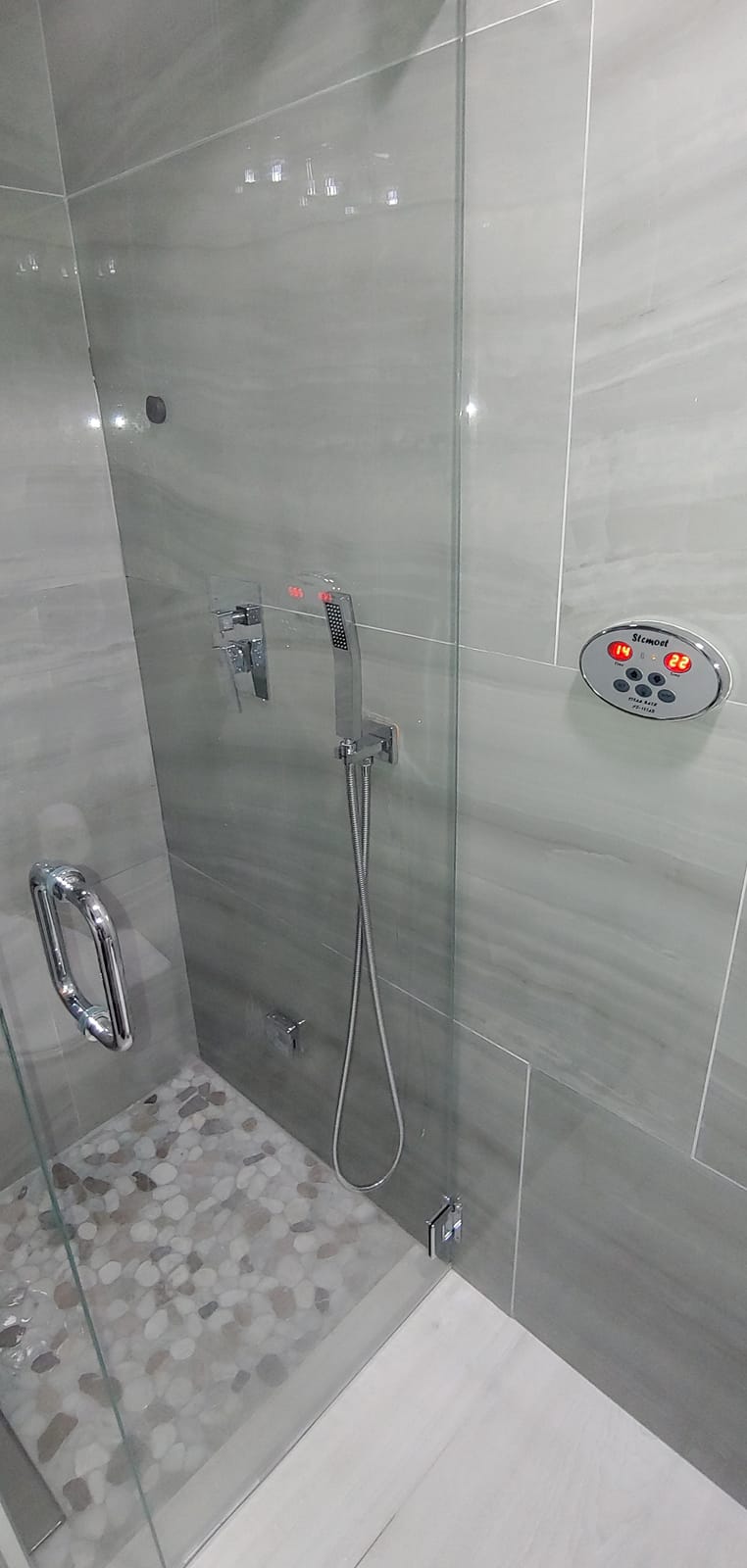 CGOLDENWALL 6KW Luxury Self-draining Steam Generator Shower Sauna Bath Home Steam Bath Spa Generator with waterproof Control and Auto Drain 95-131℉ For Max space heating 6 m³ (212 ft3) customer photo 2