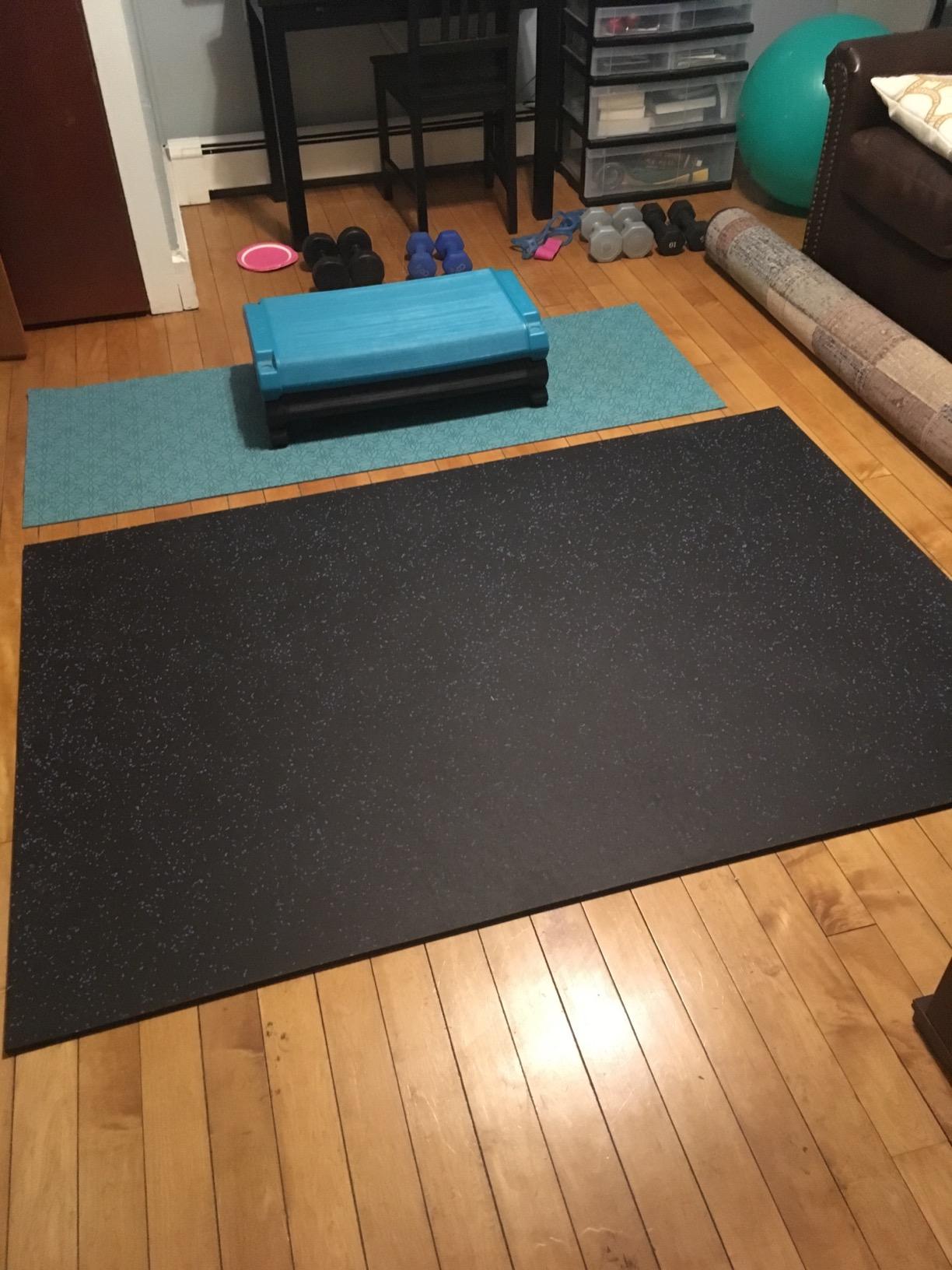 IncStores 4'x6' Premium Mat - Vulcanized Rubber Exercise Mat, High Density Floor Mats for Gym Flooring, Home Gym, and Horse Stall Mat customer photo 2