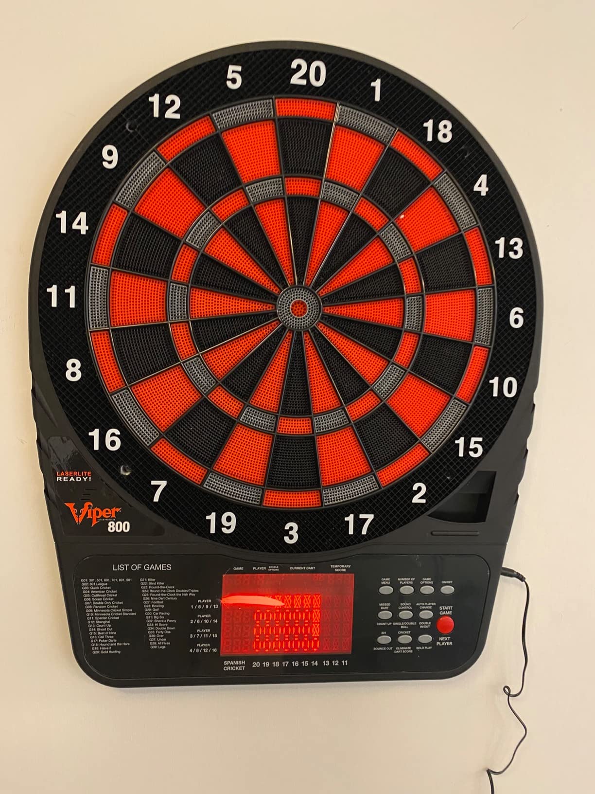 Viper 800 Electronic Dartboard, 15.5 in Regulation Target, 57 Games, 16 Players, 6 Darts Included, Black customer photo 2