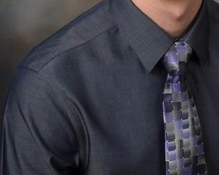 Calvin Klein Men's Slim Fit Non-Iron Herringbone Dress Shirt customer photo 2