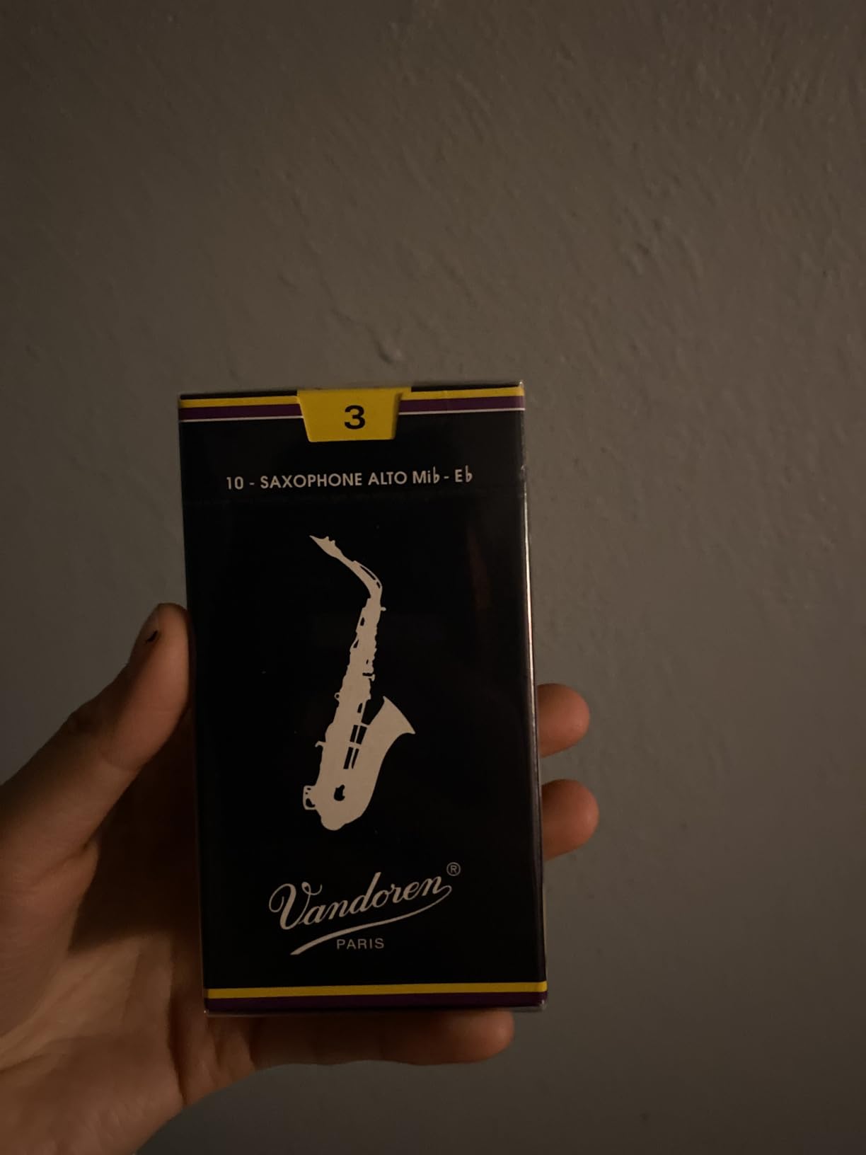 Vandoren SR213 Alto Sax Traditional Reeds Strength 3; Box of 10 customer photo 1