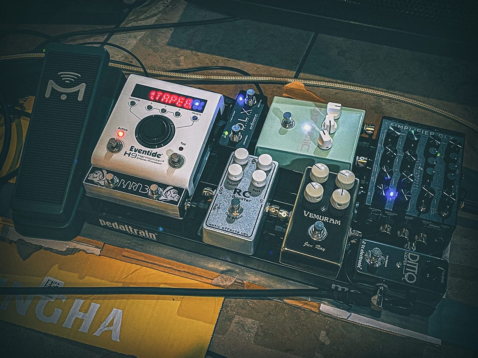 Pedaltrain Metro 16 16-inch x 8-inch Pedalboard with Soft Case customer photo 2