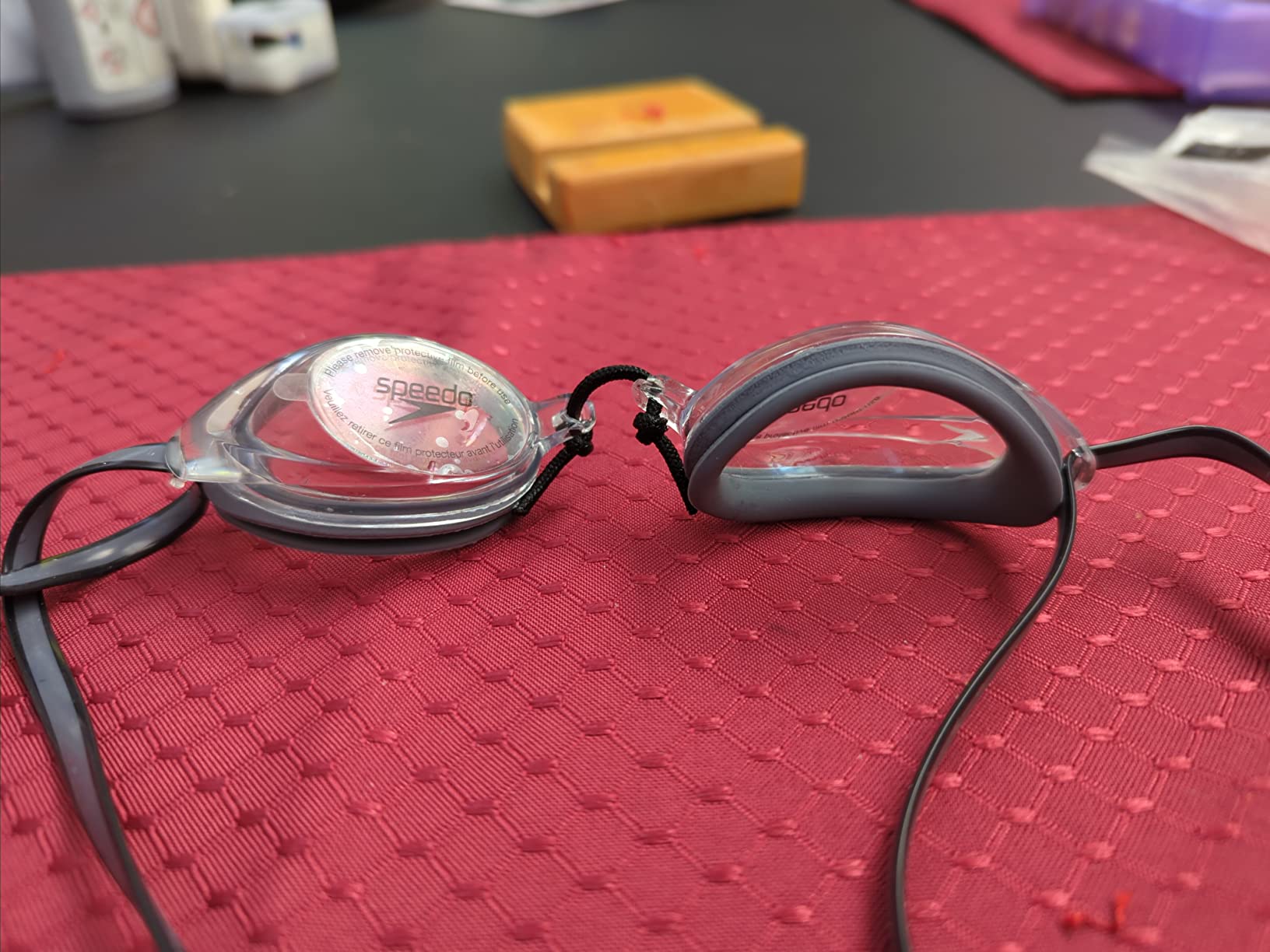 Speedo unisex-adult Swim Goggles Vanquisher customer photo 2