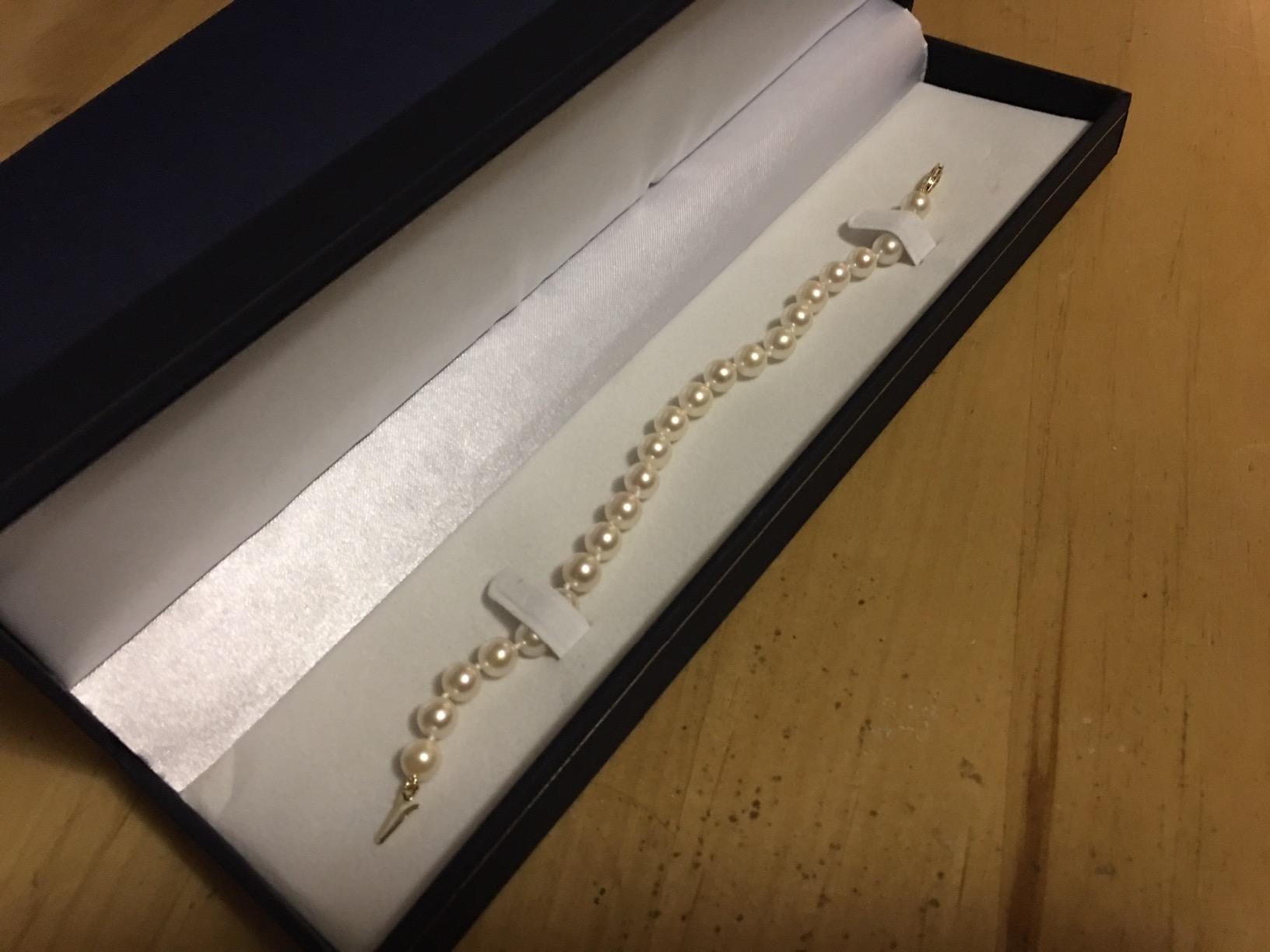 The Pearl Source White Japanese Akoya Pearl Bracelet for Women - Genuine Cultured Pearls, AAA Grade, 14K Gold customer photo 1