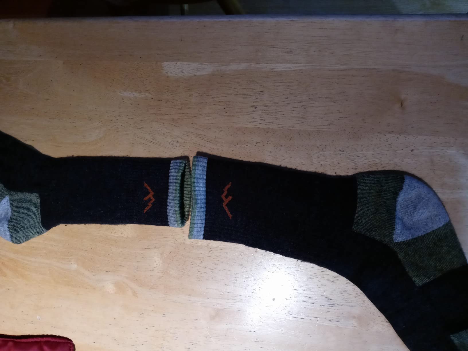 Darn Tough Vermont Men's Hiker Midweight Micro Crew Sock customer photo 2