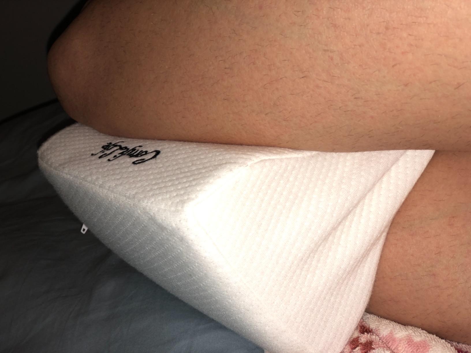 ComfiLife Orthopedic Knee and Leg Pillow for Side Sleepers Sleeping - 100% Polyurethane Foam for Back Pain, Hip Pain Relief customer photo 2