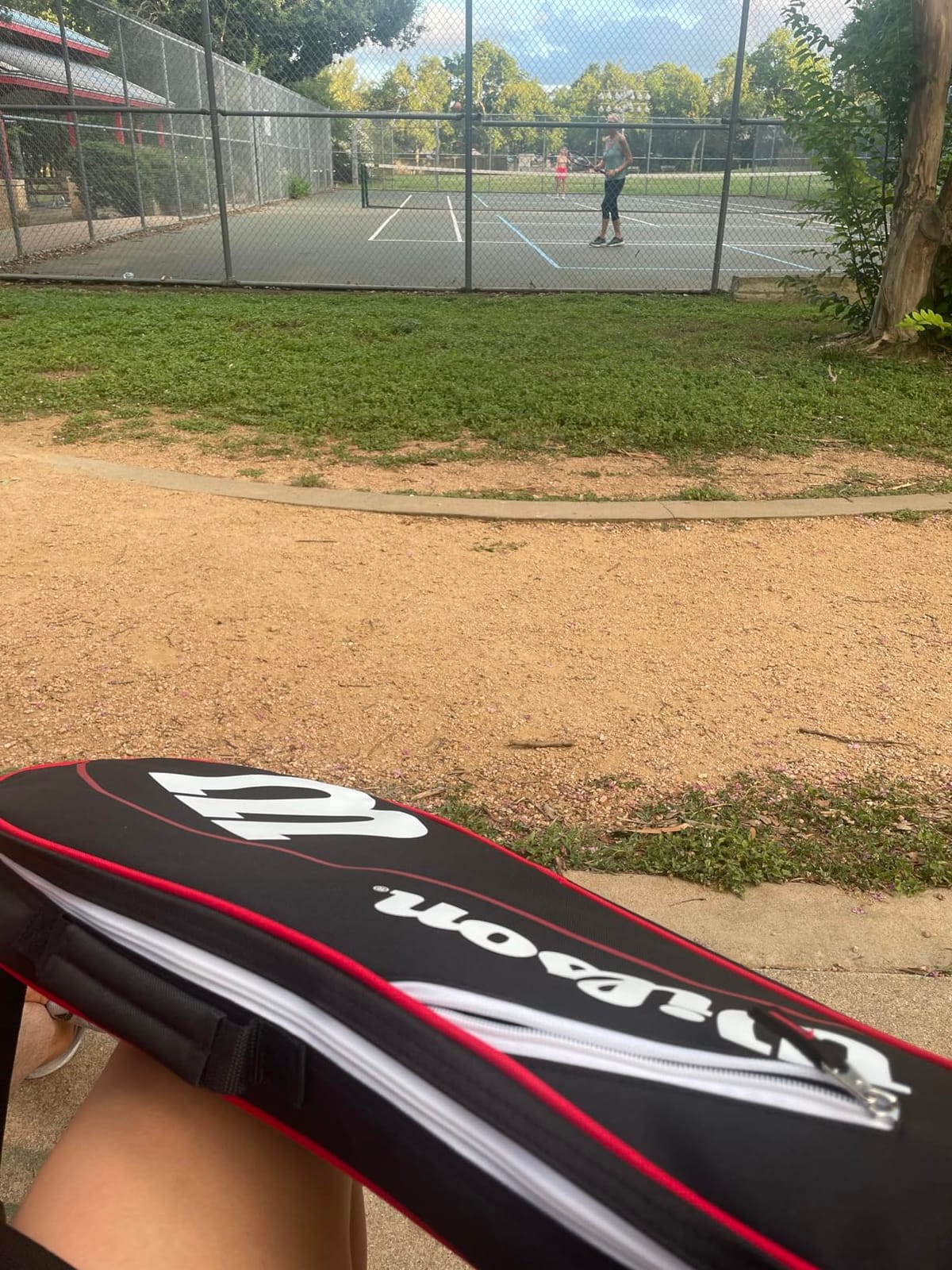 WILSON Advantage Tennis Bag Series customer photo 2